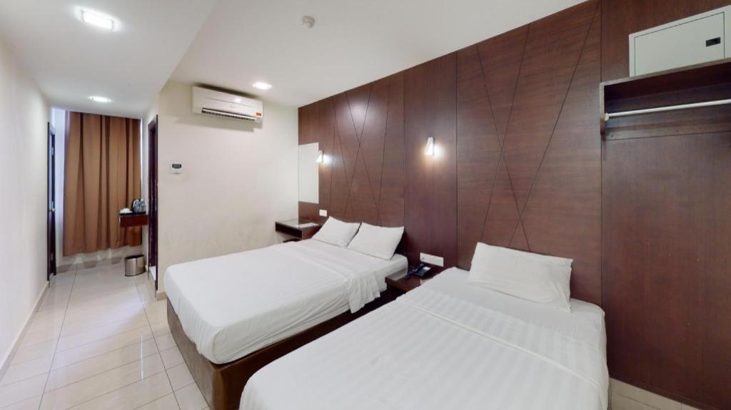 Cathay Hotel Kota Kinabalu Kültér fotó