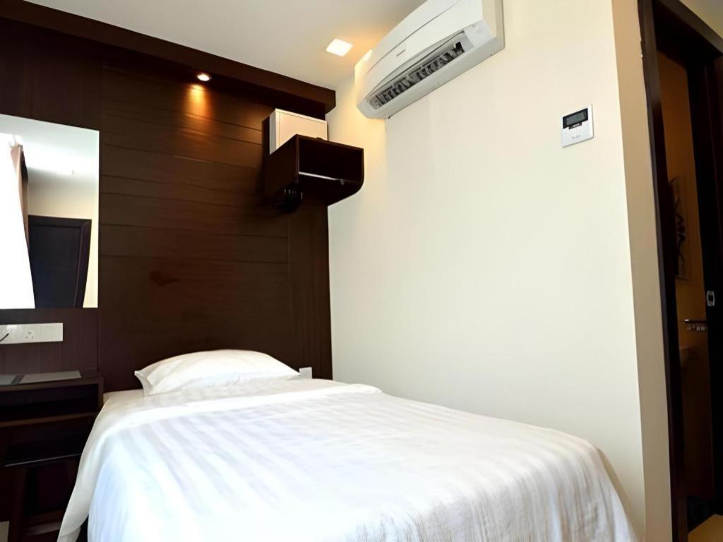 Cathay Hotel Kota Kinabalu Kültér fotó