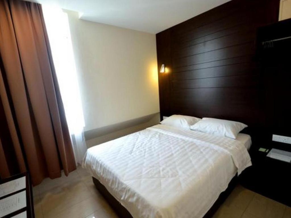 Cathay Hotel Kota Kinabalu Kültér fotó