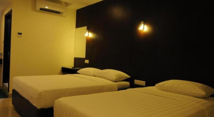 Cathay Hotel Kota Kinabalu Kültér fotó