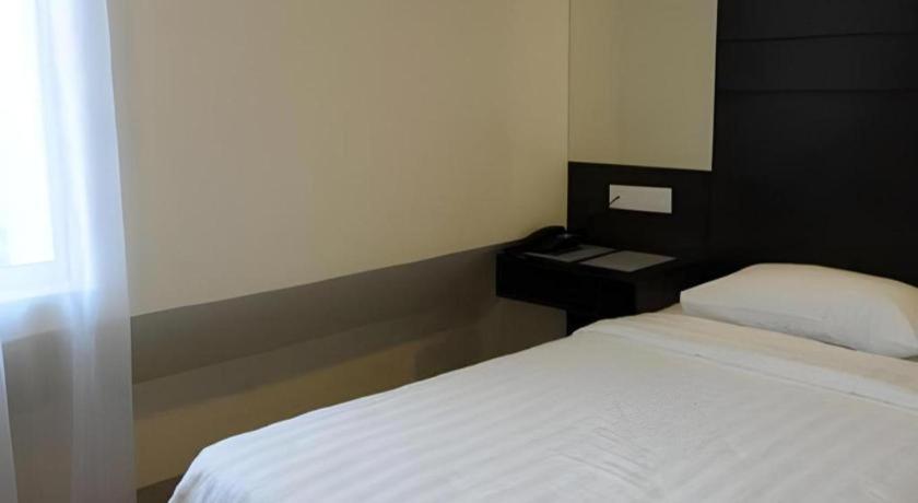 Cathay Hotel Kota Kinabalu Kültér fotó