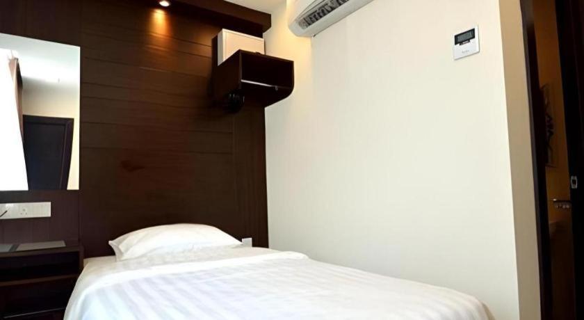 Cathay Hotel Kota Kinabalu Kültér fotó