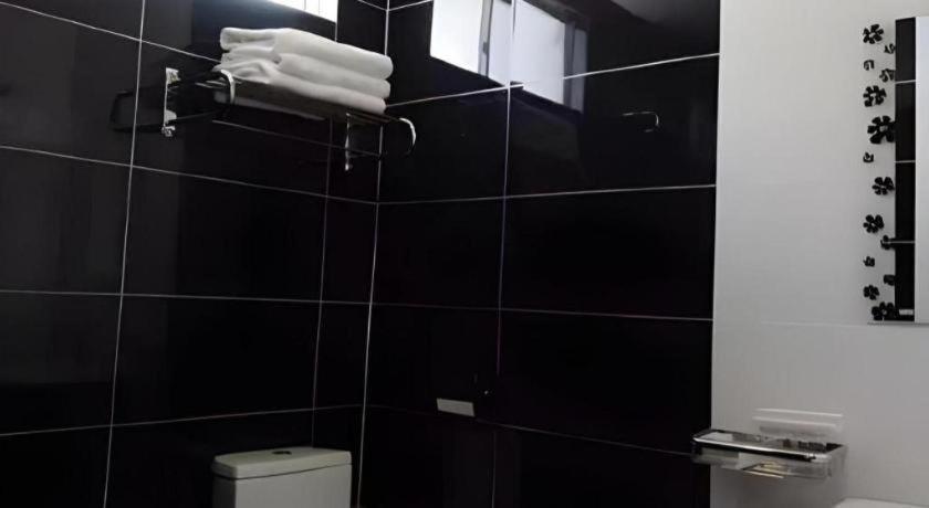 Cathay Hotel Kota Kinabalu Kültér fotó