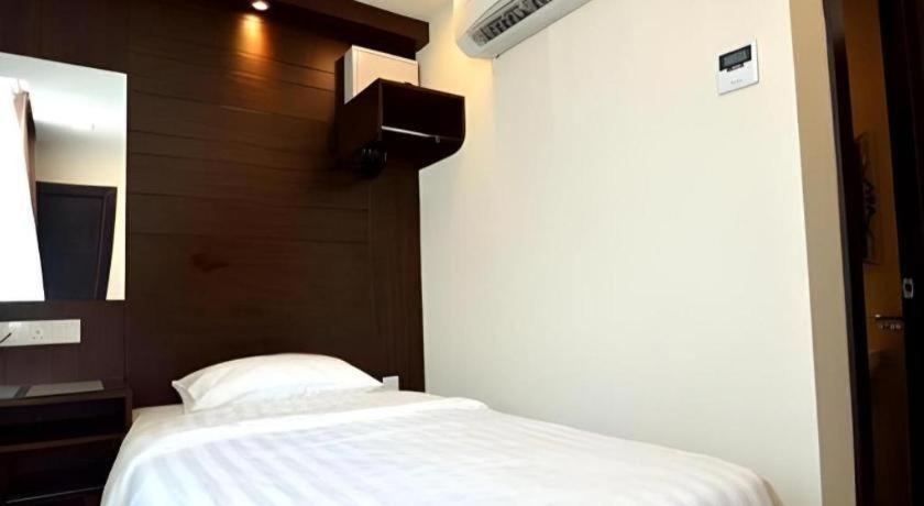 Cathay Hotel Kota Kinabalu Kültér fotó